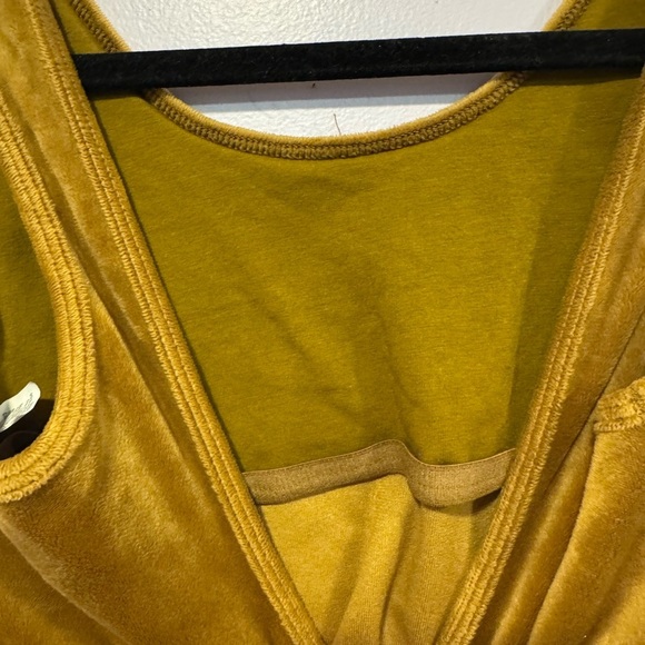 Aerie offline mustard yellow velvet tank top - Picture 4 of 4